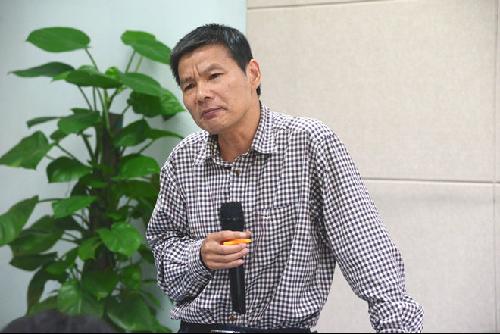 不忘初心 凝心聚智 奋力攀登——商学院召开四届四次教职工代表大会