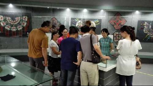 药学院开展现代技术与教育教学观摩研讨活动