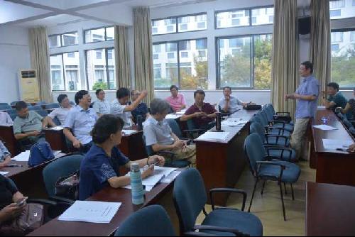 理学院召开五届两代会第三次会议